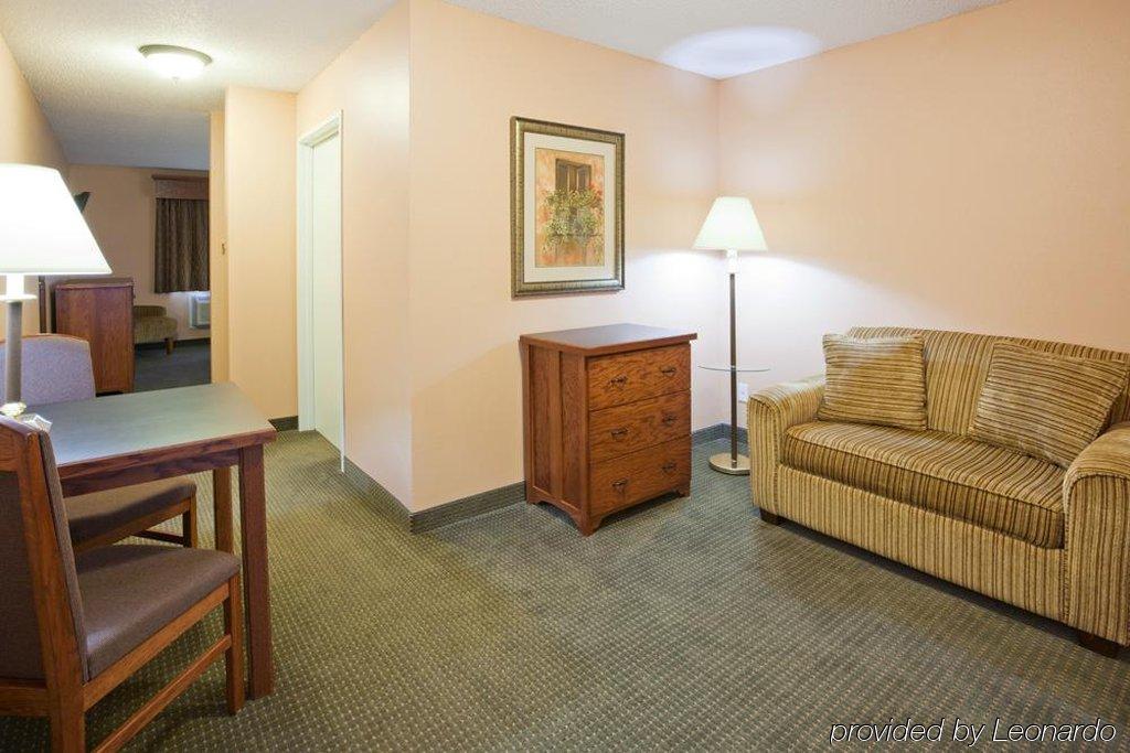 Grandstay Hotel & Suites Perham Dış mekan fotoğraf