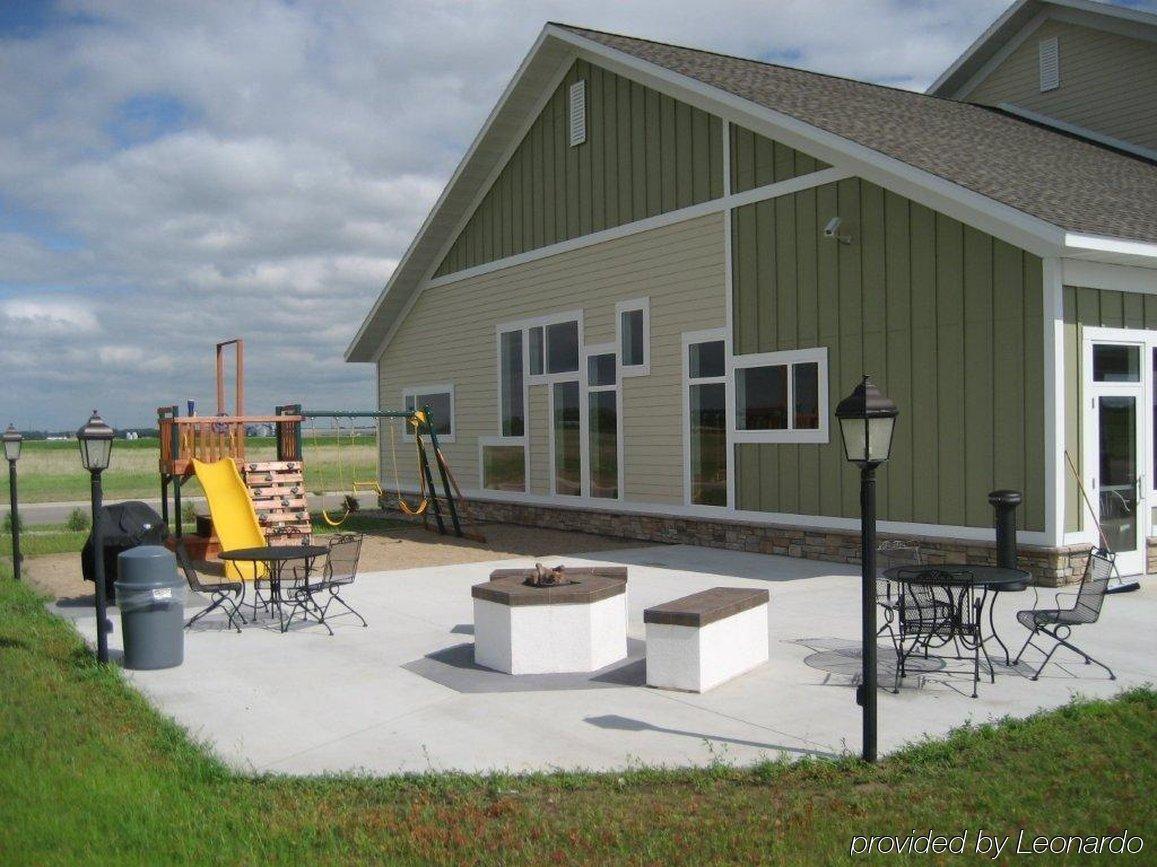 Grandstay Hotel & Suites Perham Konforlar fotoğraf