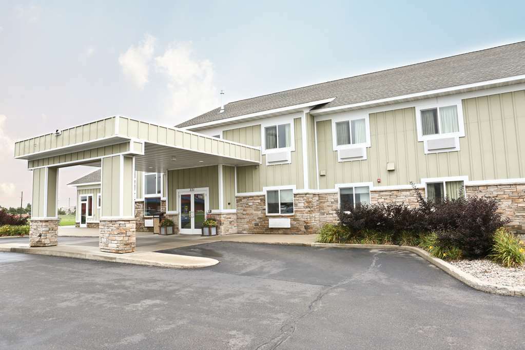 Grandstay Hotel & Suites Perham Dış mekan fotoğraf